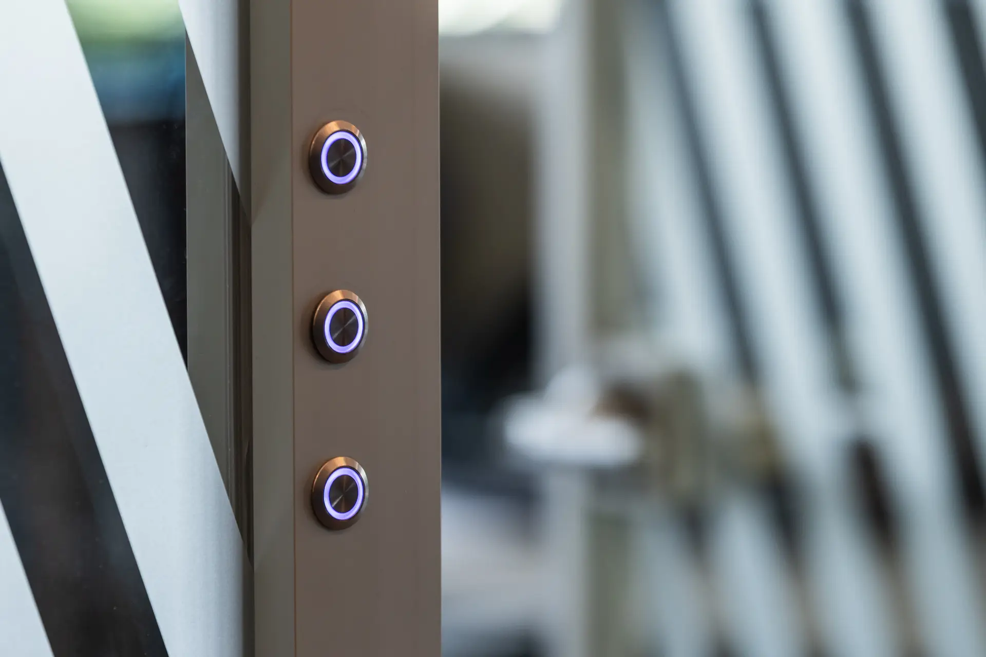 Case Study pareti divisorie e porte su cartongesso 2 Progettazione acustica e pareti vetrate per un’azienda di produzione